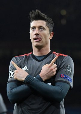 Bayern 'li Robert Lewandowski, Arsenal FC ve Bayern Münih Stadyumu' nda oynanan 16 maçlık UEFA Şampiyonlar Ligi ikinci turunda attığı golü kutluyor. Telif Hakkı: Cosmin Iftode / Pi