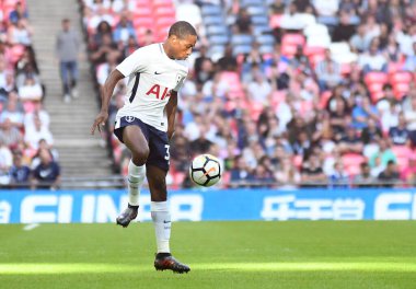 Tottenham 'dan Danny Rose, Tottenham Hotspur ile Juventus Torino arasında oynanan dostluk maçı sırasında Wembley Stadyumu' nda görüntülendi. Telif Hakkı: Cosmin Iftode / Picstaff