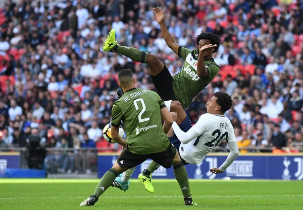 Londen England August 2017 Dele Alli Van Tottenham Juan Cuadrado — Stockfoto