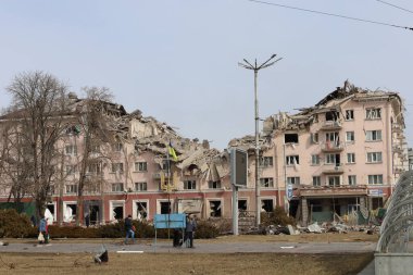 Chernihiv Ukrayna 03.12.2022 Rus füzesiyle Ukrayna otelinin patlamasının sonuçları. Ukrayna ve Rusya arasındaki savaş