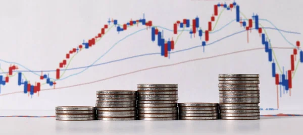 Concept Stock Investment Business Concept Pile Coins Graph — Stock Fotó