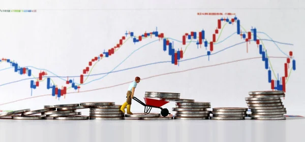 Concept Successful Investment Management Business Concept Pile Coins Miniature People — Stock Fotó