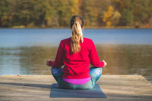 Trakai Lithuania October 2021 Beautiful Blonde Hair Girl Doing Yoga — Stock Photo, Image