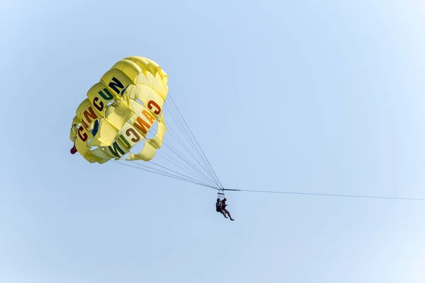 Καραϊβική Θάλασσα Δει Από Κανκούν Καθαρά Γαλαζοπράσινα Νερά Σκούτερ Καταμαράν — Φωτογραφία Αρχείου