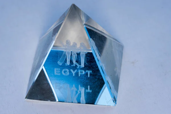 Lembrança Cristal Representando Pirâmides Gizé Como Eles Foram Criados Antigo — Fotografia de Stock