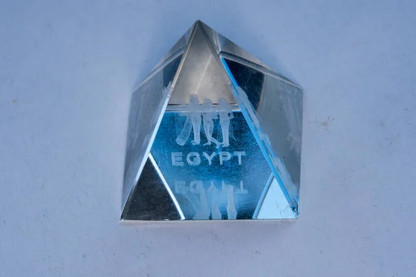 Crystal Souvenir Som Representerar Pyramiderna Giza Som Skapades Det Antika — Stockfoto