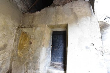 Sighisoara 'daki saat kulesi kalenin ana kapısı ve 1575 yılına kadar belediye binası olan en büyük savunma kulesidir.