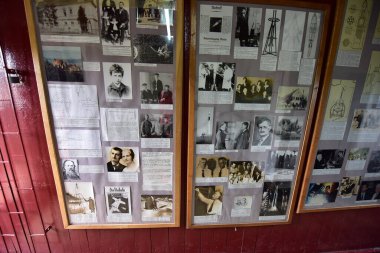 Saat Kulesi Müzesi veya Eski Sighisoara Müzesi Romanya 'da dikey olarak düzenlenmiş tek müzedir ve arkeolojik parçalar, tekstil, ahşap ve cam el sanatları loncalarının simgelerinden oluşmaktadır..