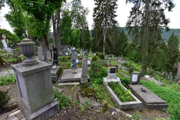 Chiesa Cimitero Sulla Collina Attrazione Turistica Causa Delle Vecchie Lapidi — Foto Stock