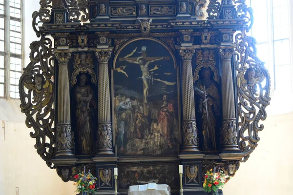 Dentro Iglesia Católica Sighisoara Con Órgano Arcos Rosetas Romanas Campanario —  Fotos de Stock
