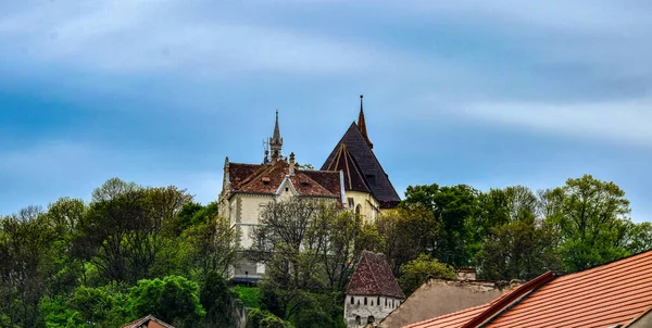 Średniowieczne Budynki Twierdzy Sighisoara Świeckie Domy Zabytki Każdy Nazwą Historią — Zdjęcie stockowe