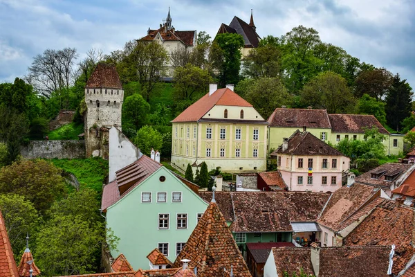 Średniowieczne Budynki Twierdzy Sighisoara Świeckie Domy Zabytki Każdy Nazwą Historią — Zdjęcie stockowe