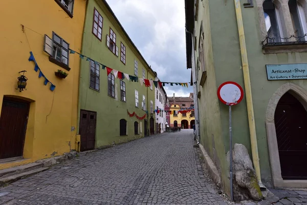 Średniowieczne Budynki Twierdzy Sighisoara Świeckie Domy Zabytki Każdy Nazwą Historią — Zdjęcie stockowe