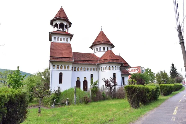 Iglesia Ortodoxa Romana Lugar Culto Tiene Forma Una Nave Orientada —  Fotos de Stock