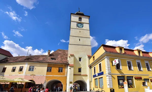 Raadstoren Sibiu Een Toren Waaronder Zich Een Loopbrug Bevindt Tussen — Stockfoto