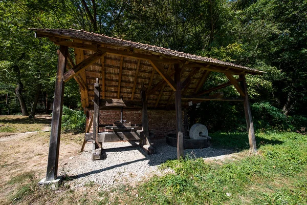 Medieval Hydraulic Wheel Made Wood Used Mills Produce Flour Also — Fotografia de Stock