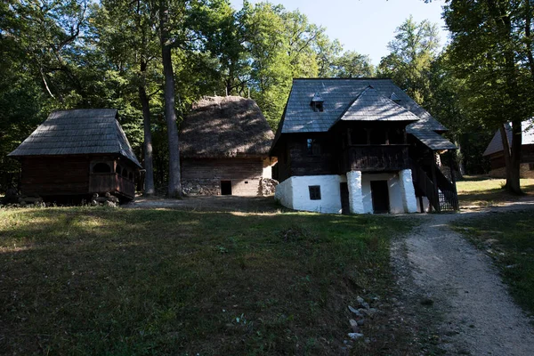 Huis Traditionele Roemeense Stijl Wordt Gekenmerkt Door Eenvoud Bescheidenheid Nut — Stockfoto