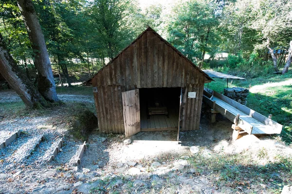 Segheria Mulino Legno Medievale Una Struttura Cui Tronchi Vengono Tagliati — Foto Stock