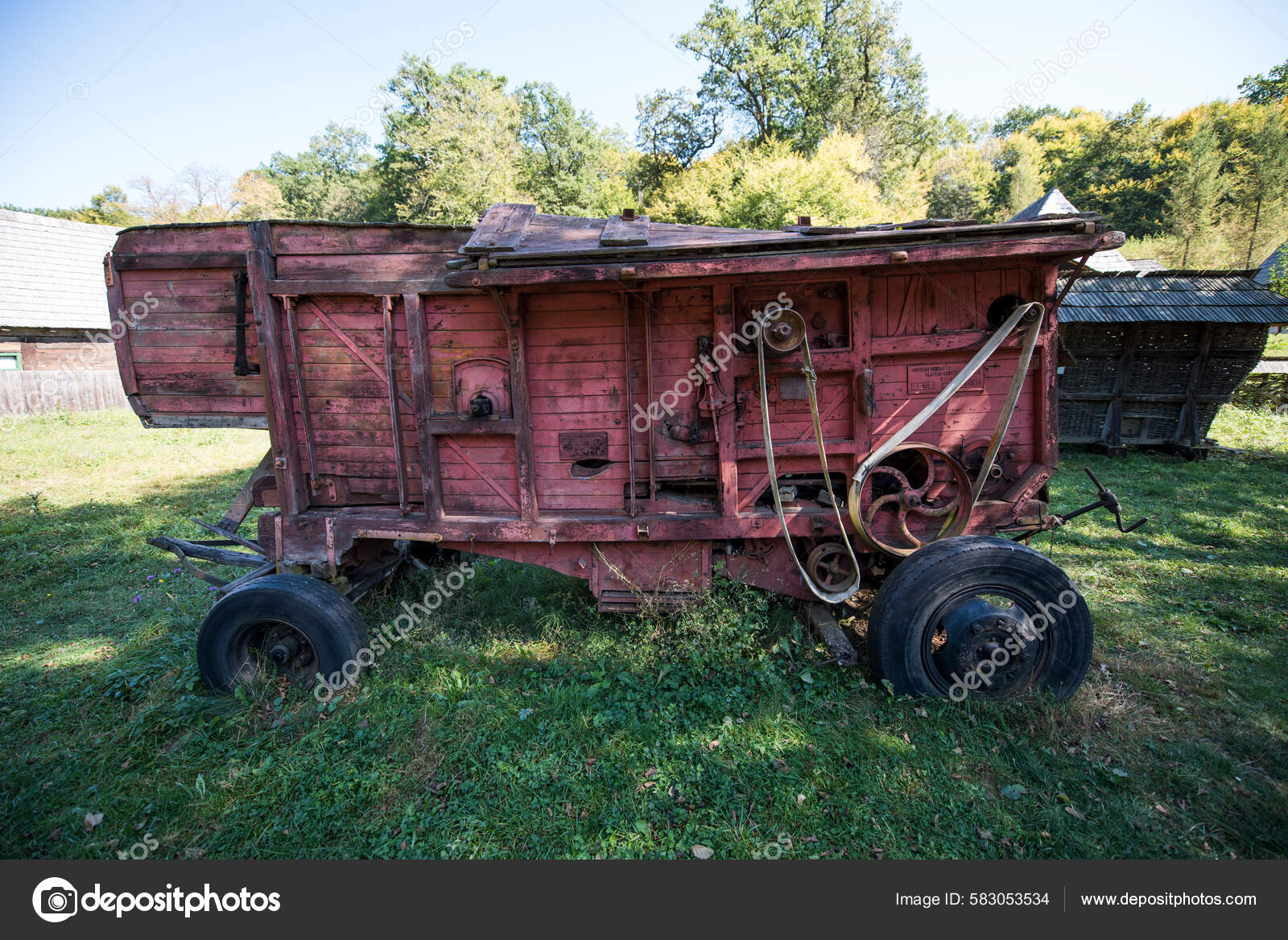 Vetores de Livro De Colorir Monster Truck Dragon Carro Animal Em Rodas  Grandes Ilustração Do Vetor e mais imagens de Carro - iStock