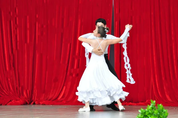 Targu Jiu Roumanie Juin 2018Paires Danse Sportive Aux Jours Ville — Photo