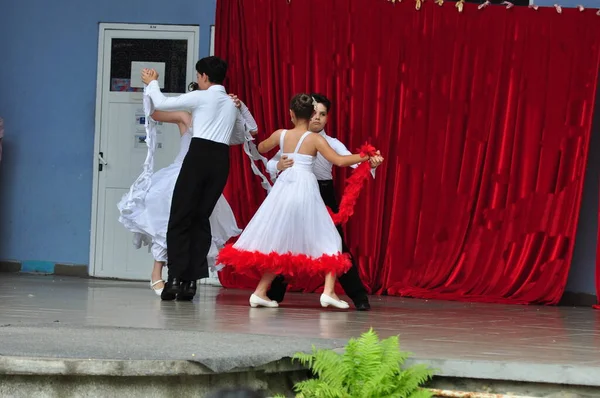 Targu Jiu Romania Junio 2018Parejas Baile Deportivo Los Días Ciudad —  Fotos de Stock