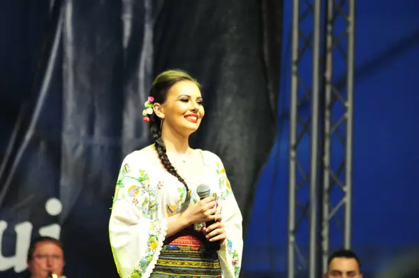 Targu Jiu Romania Mayis 2018 Gorja Halk Kostümlü Sanatçılar Kadınlar — Stok fotoğraf