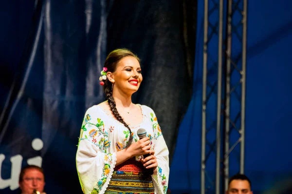 Targu Jiu Romania Mei 2018Artis Dalam Kostum Rakyat Dari Gorj — Stok Foto