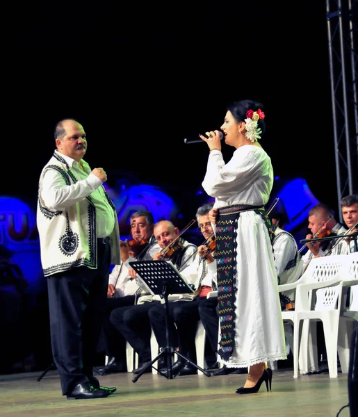 Targu Jiu Romania May 2018Artists Folk Costume Gorjthe Частини Костюма — стокове фото