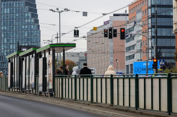 Poznan Polonia 2021 Parada Tranvía Los Residentes Ciudad Están Esperando — Foto de Stock