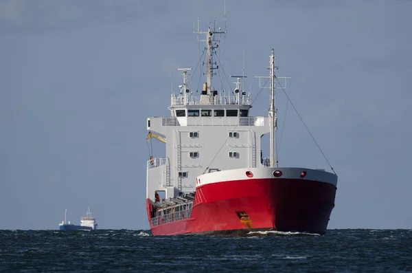 Buque Mercante Barco Rojo Crucero Mar — Foto de Stock