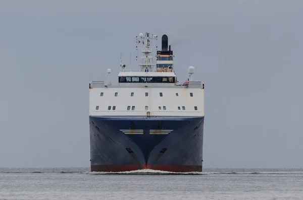 Maritime Transport Merchant Vessel Swimming Sea — Stock Photo, Image