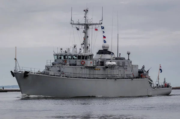 Baltic Sea Polska 2021 Myśliwy Królewskiej Holenderskiej Marynarki Wojennej Żegluje — Zdjęcie stockowe
