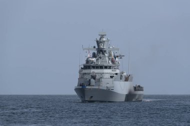 CORVETTE - Alman donanmasının bir savaş gemisi denizde yelken açıyor