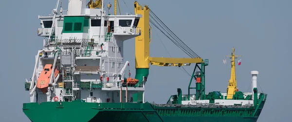 Általános Cargo Hajó Hajókirándulásra Indul — Stock Fotó