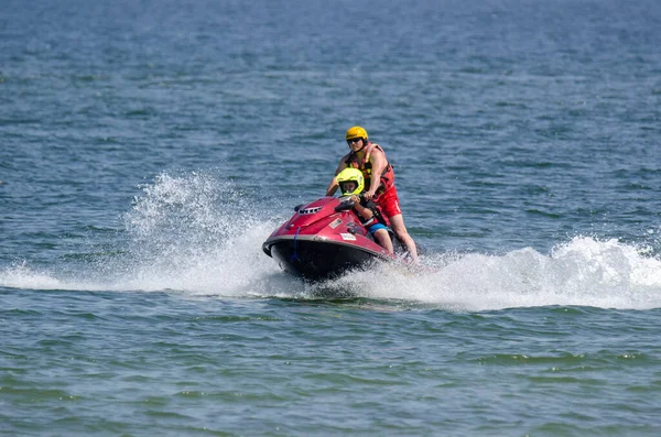 Sarbinowo West Pomeranian Poland 2021 Vacationers Swimming Jet Ski Fairway — Stock Photo, Image