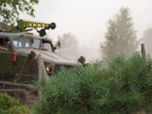 Hight Speed Track Dozer Background Pine Branches Conifer Military Engineering — Stock Photo, Image