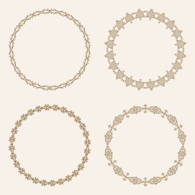 Dört adet desenli yuvarlak çerçeve. Oval sınırlar.