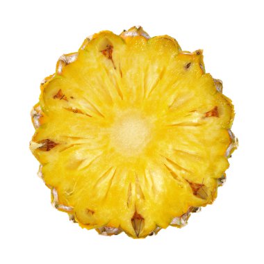 Beyaz arkaplanda izole edilmiş ananas dilimleri