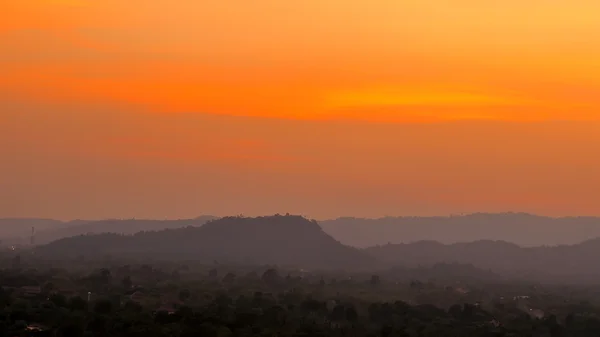 Cielo colorido al atardecer, Tailandia — Foto de Stock