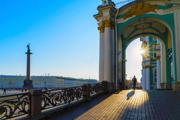 Téli Palota Alexander Oszlop Épülete Szentpéterváron Oroszország Stock Kép