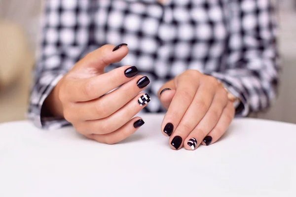 Beautiful Female Hands Fashion Manicure Nails Black Gel Polish — Stock Photo, Image