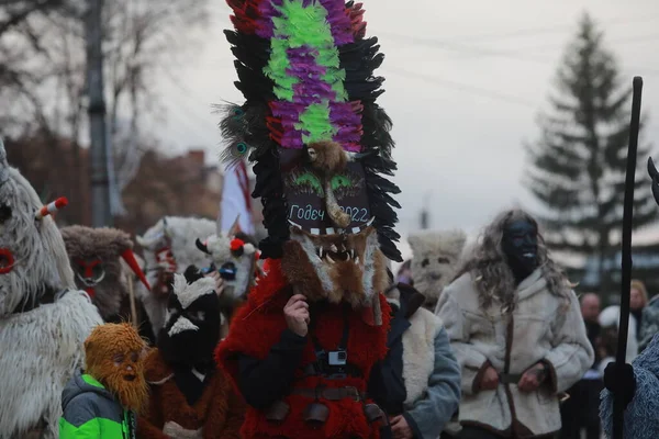 Godech Bulgaria Enero 2022 Mummers Trajes Tradicionales Recorrió Las Calles — Foto de Stock