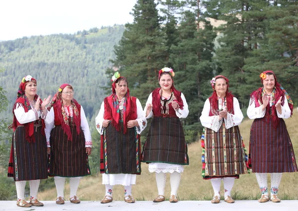 Koprivshtica Bulgaria August 2022 People Traditional Folk Costume National Folklore — Fotografia de Stock