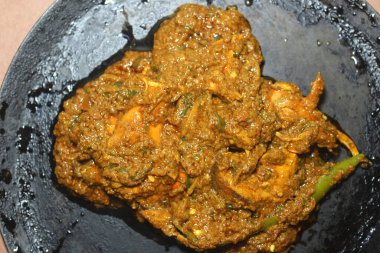 Kemiksiz tawa tavuğunun yakın çekimi.