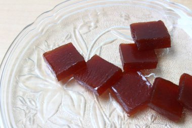 Himachal Pradesh, Hindistan 'dan Plum barfi.