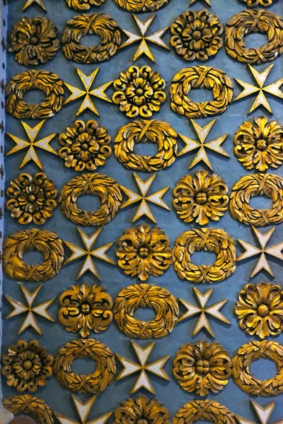 Malta sembolleri ve Malta haçı