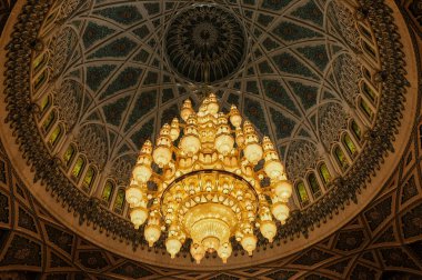 beautiful chandelier in Muscat mosque