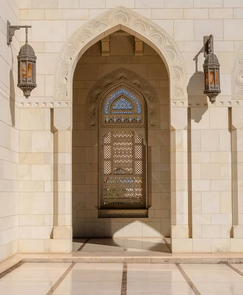 Ancient Door Mosque Patterns Ornaments High Quality Photo — 스톡 사진