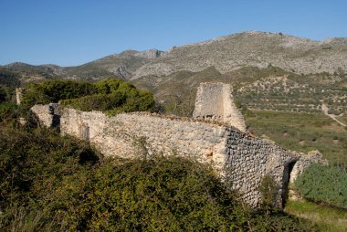 Landscape view with ruined, abandoned finca between Vall d'Ebo and Cueva del Rull, Alicante Province, Spain