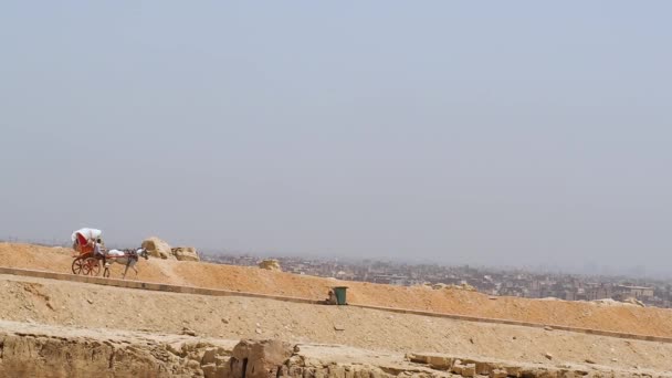 Giza Egypt Μαΐου 2021 Δρόμος Προς Τις Πυραμίδες Της Γκίζας — Αρχείο Βίντεο
